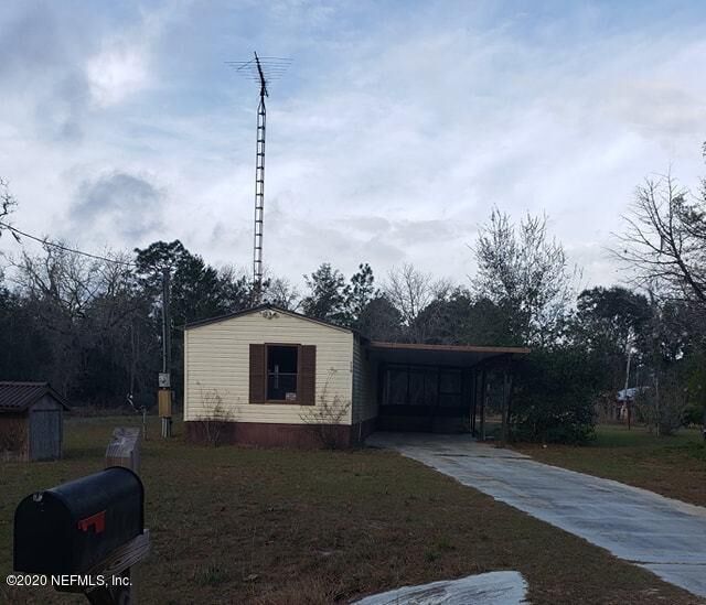 Property Photo: 115 Lopez Avenue FL 32148