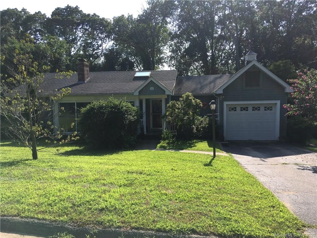 Property Photo:  97 Castle Hill Road  CT 06379 