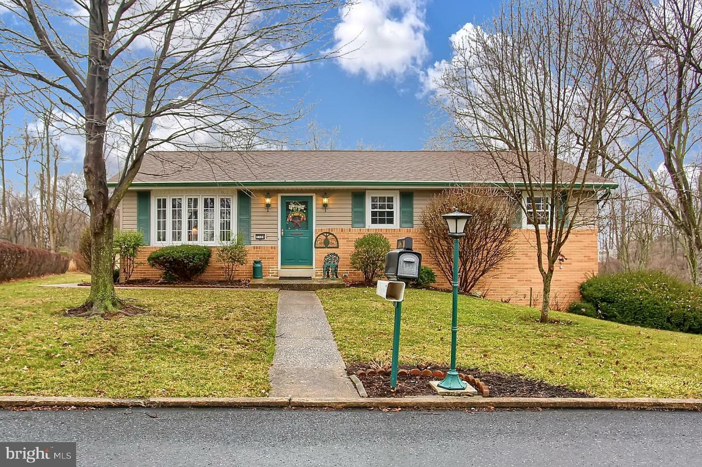 Property Photo: 1124 Loop Drive PA 17112