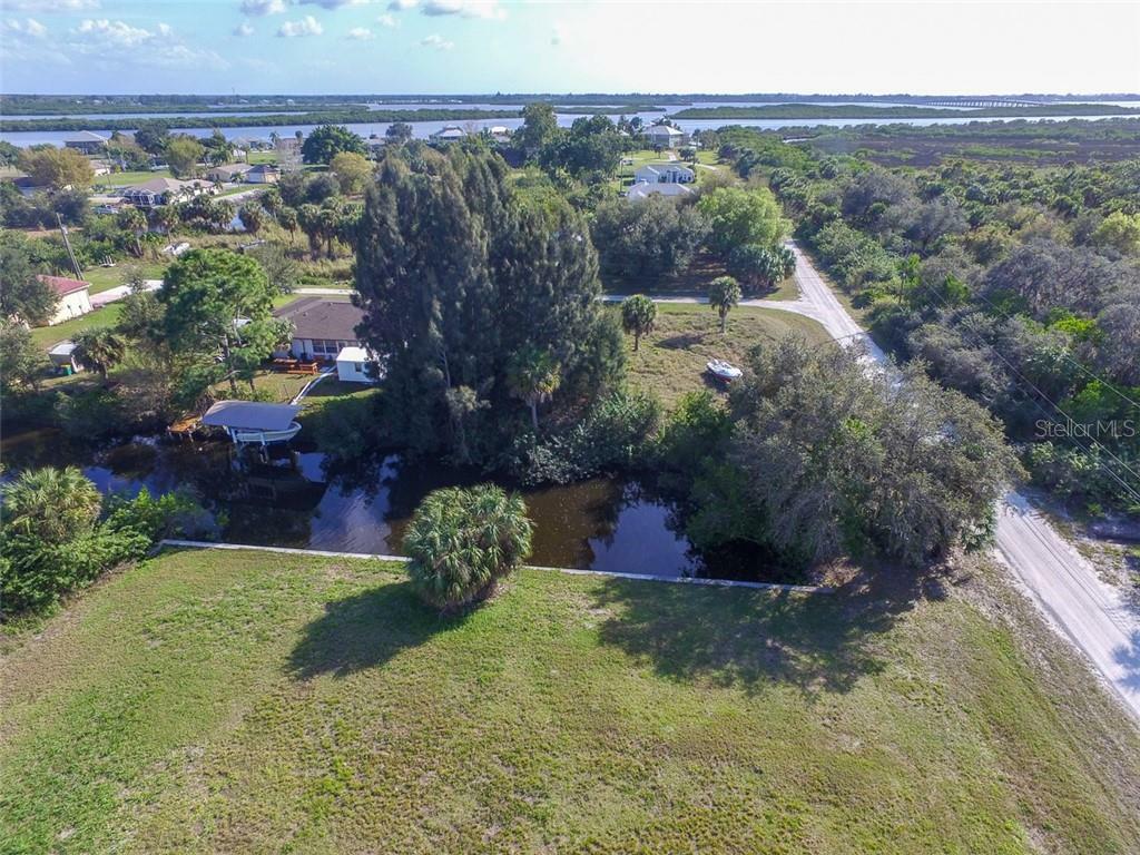 Property Photo:  26361 View Drive  FL 33983 