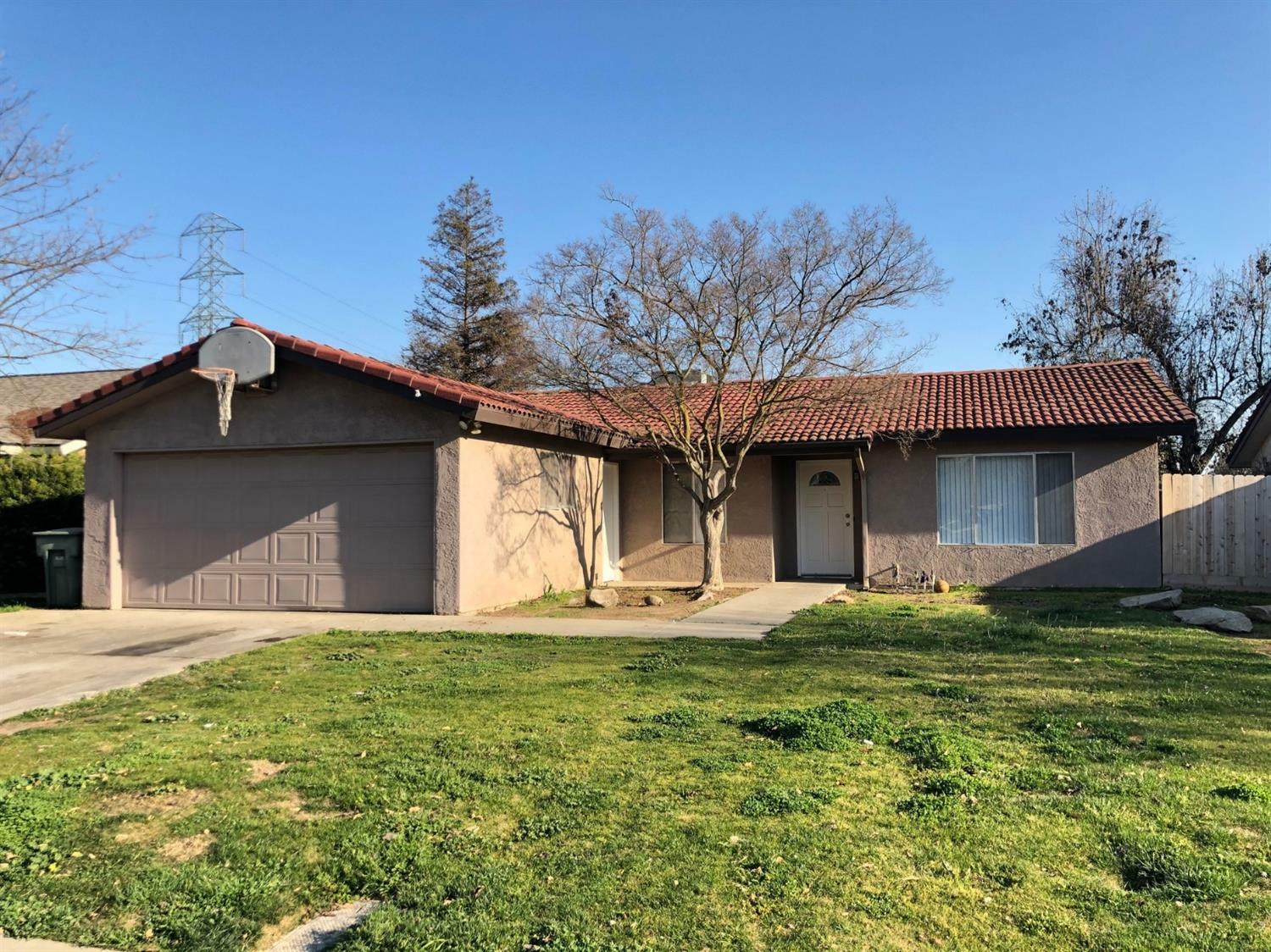 Property Photo:  6308 N Delbert Avenue  CA 93722 