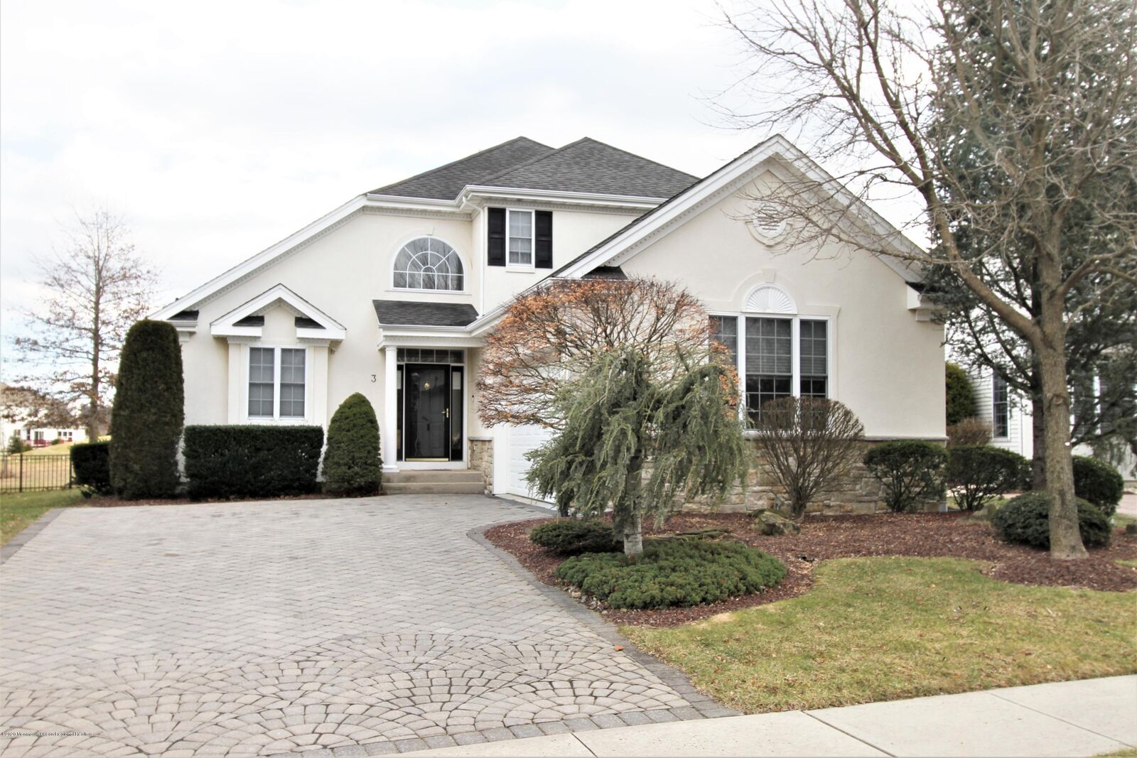 Property Photo:  3 W Parsonage Way  NJ 07726 
