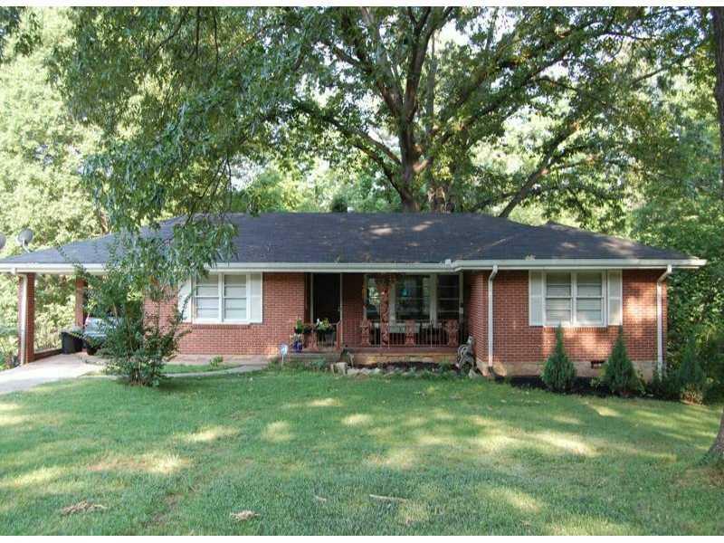 Property Photo: 3824 Chatham Drive 30340