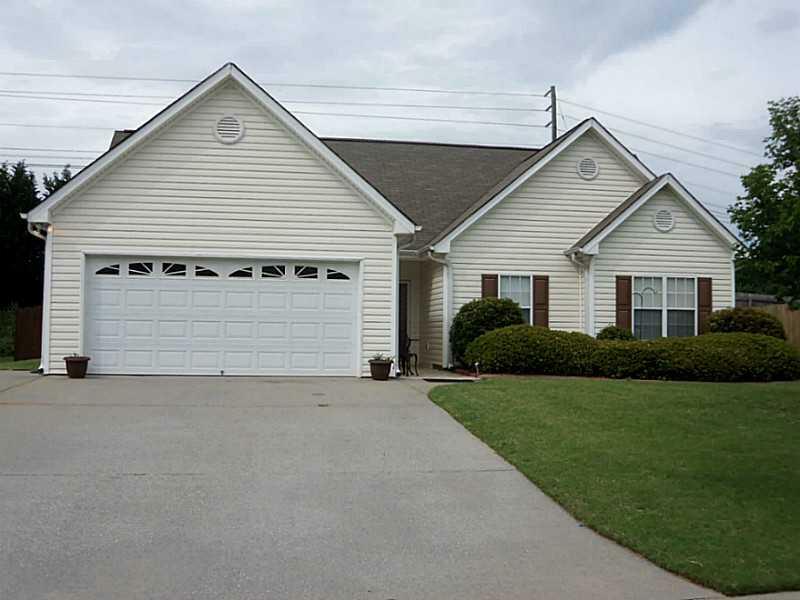 Property Photo: 221 Joseph Street 30115