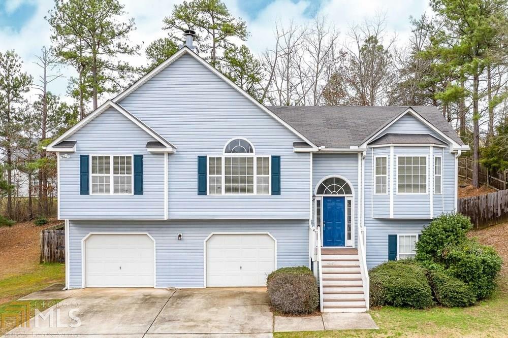 Property Photo: 9425 Pebble Creek Ct GA 30180