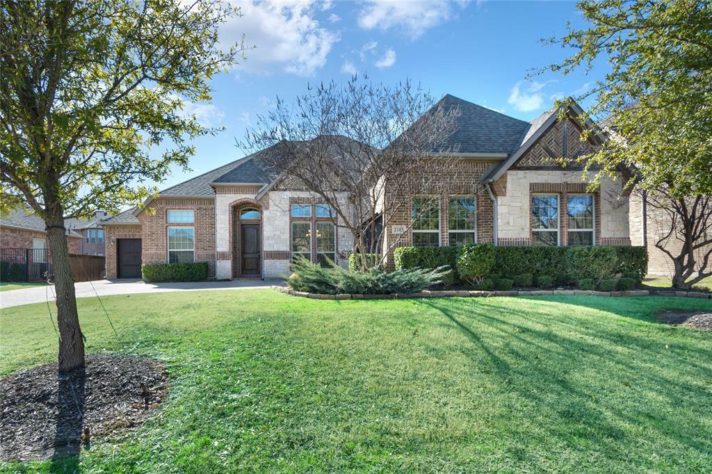 Property Photo: 2203 Stirling Avenue TX 76262