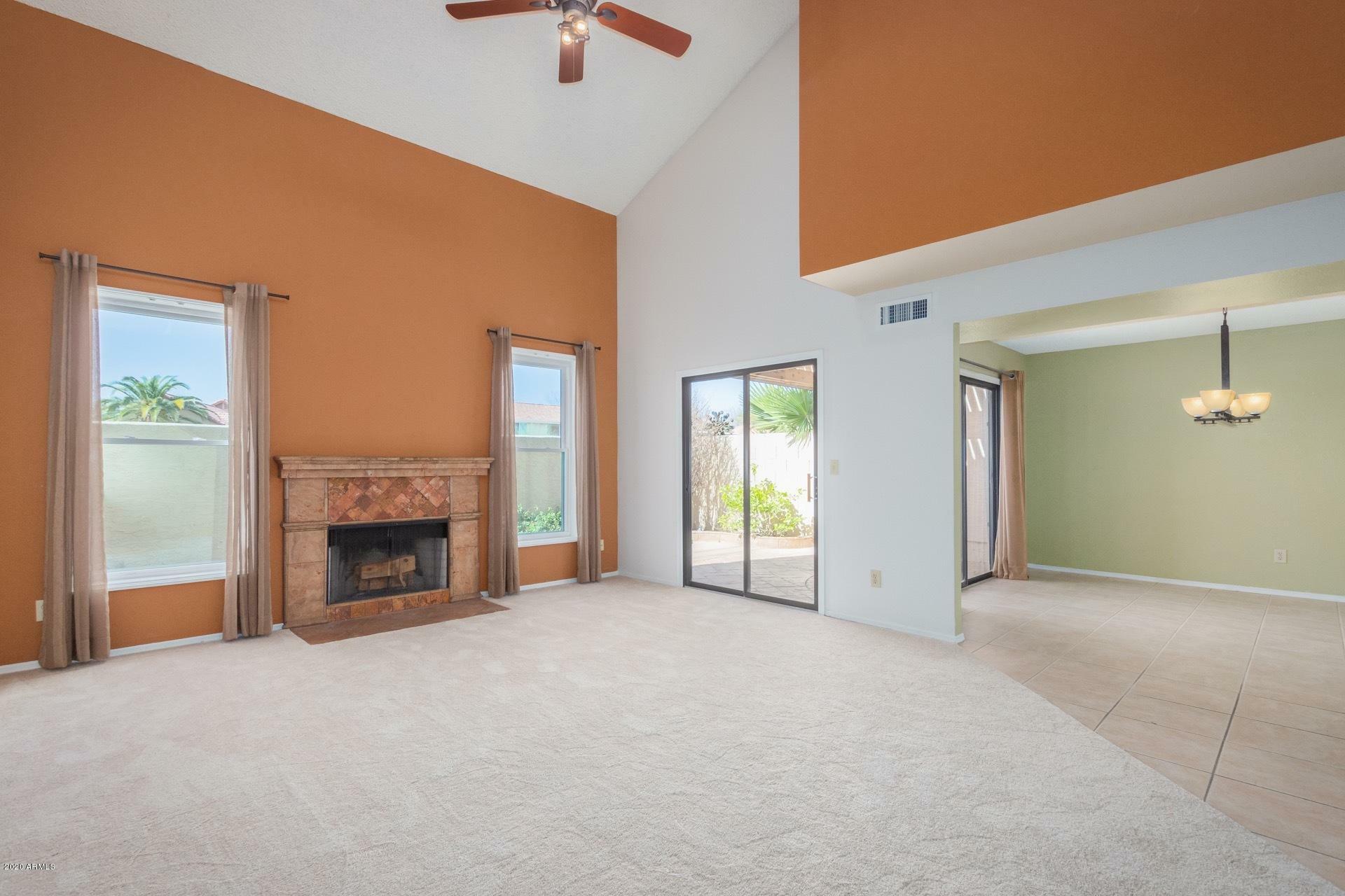 Property Photo:  13814 S 41st Place  AZ 85044 