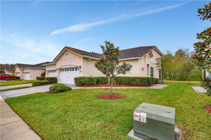 Property Photo:  2866 Eastham Lane  FL 34741 