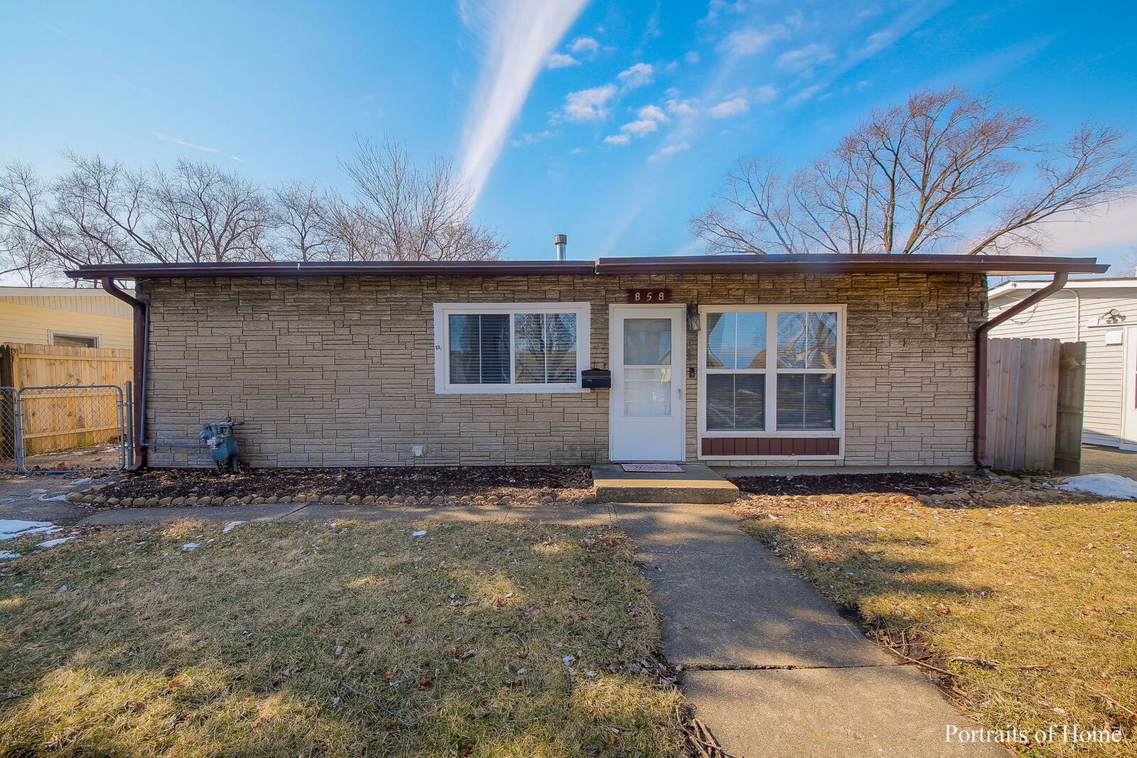 Property Photo:  858 Taylor Avenue  IL 60506 
