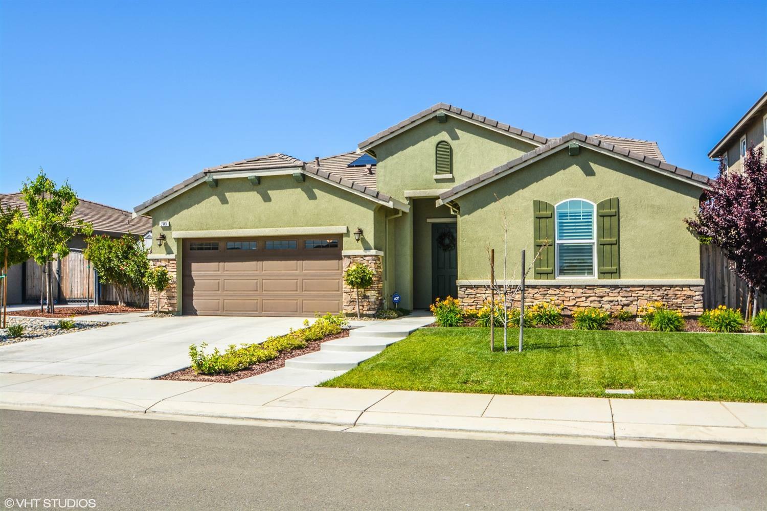 Property Photo:  789 Sawtooth Street  CA 95337 