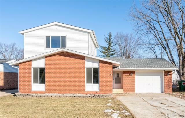 Property Photo: 41682 Arthur Street MI 48111