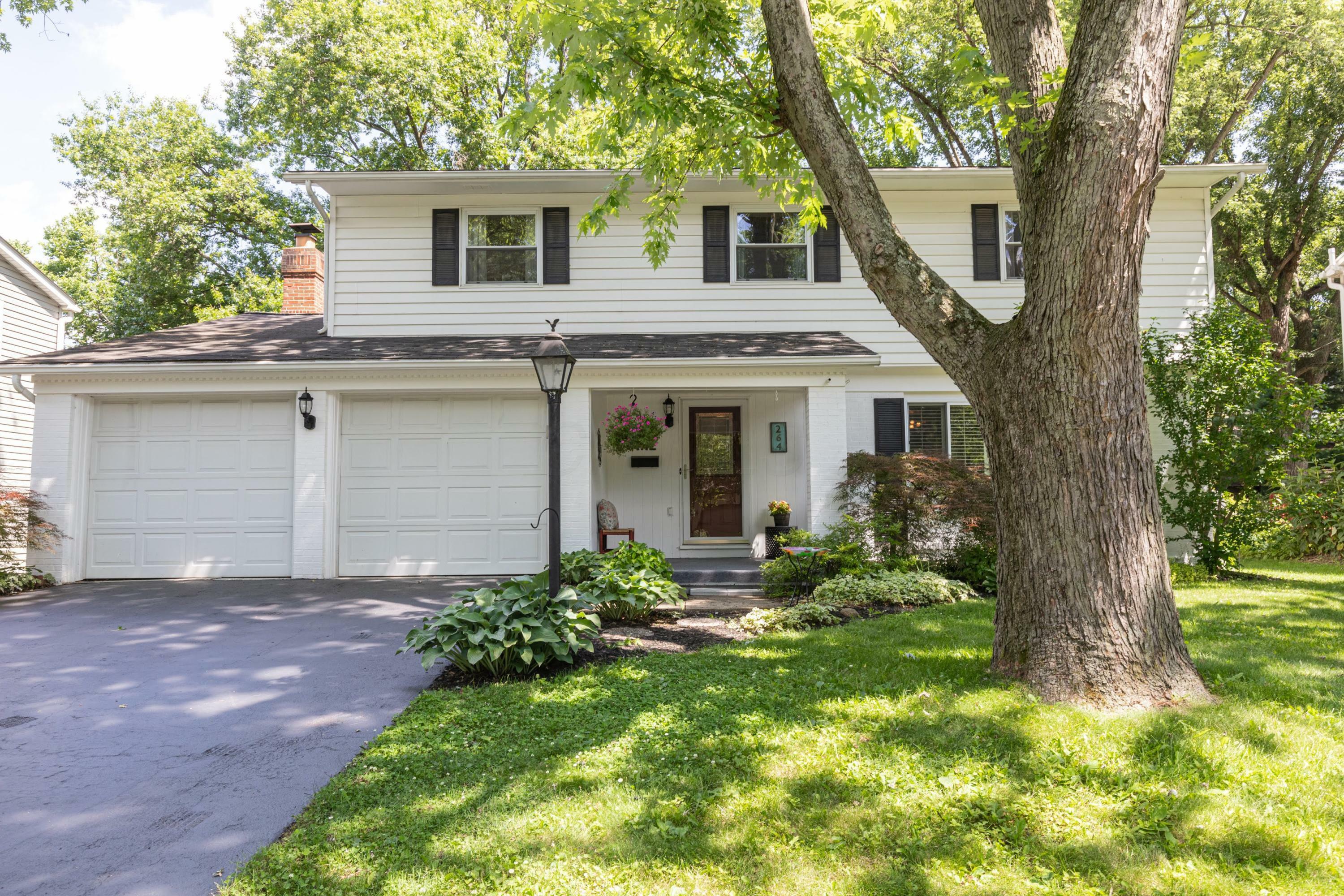 Property Photo:  264 Caren Avenue  OH 43085 