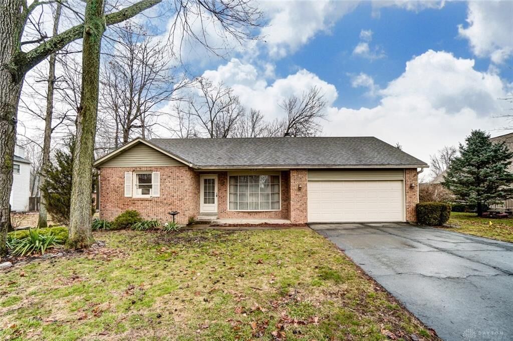Property Photo: 295 Locust View Way OH 45373