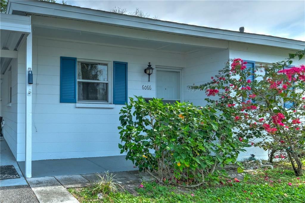 Property Photo:  6066 Arlene Way  FL 34207 