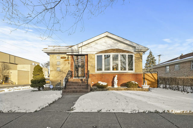 Property Photo:  3349 Gustav Street  IL 60131 