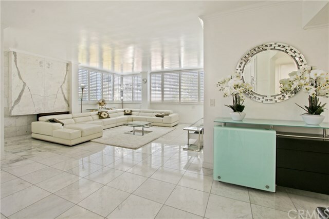 Property Photo: 17368 W Sunset Boulevard 301 CA 90272