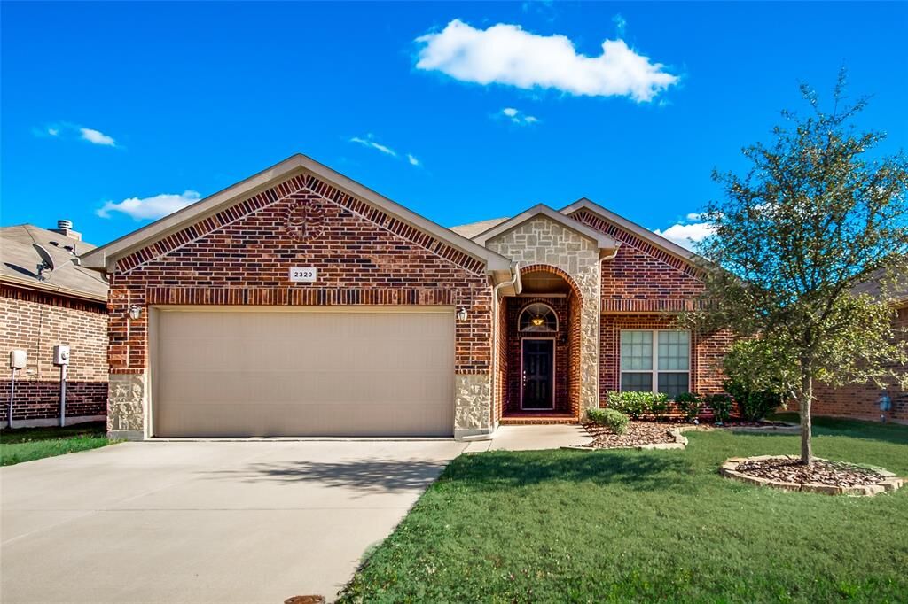 Property Photo:  2320 Laurel Forest Drive  TX 76177 