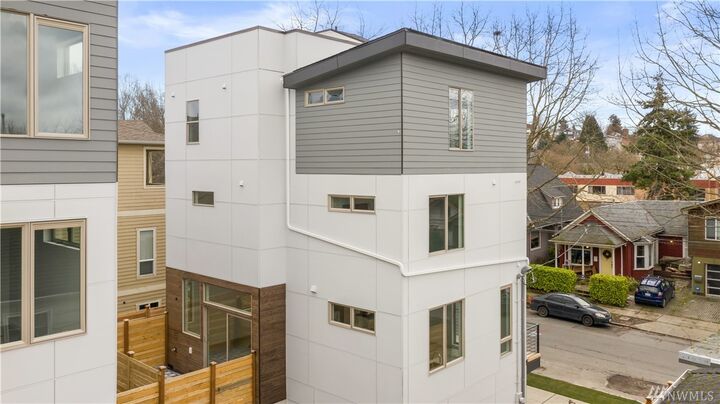 Property Photo: 817 26th Ave S WA 98144