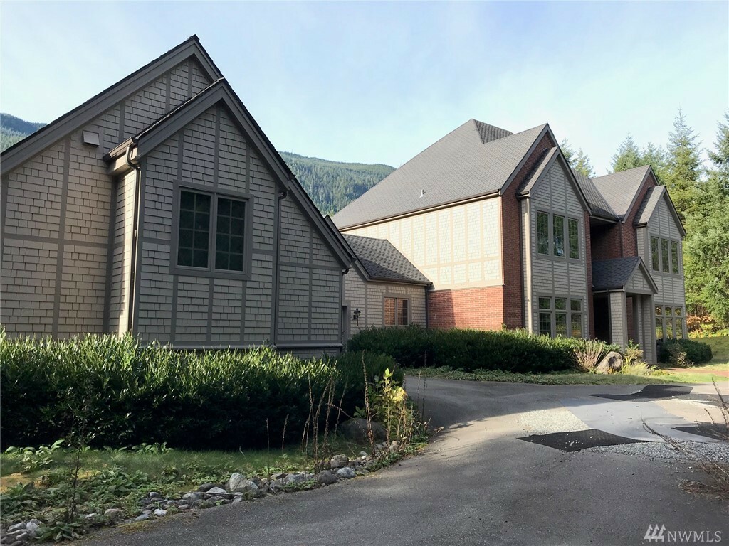 Property Photo: 16309 426th Wy SE WA 98045