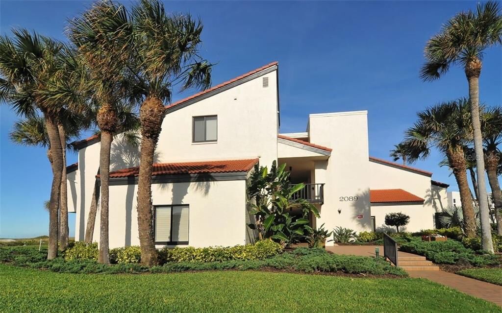 Property Photo: 2089 Gulf Of Mexico Drive G1-204 FL 34228