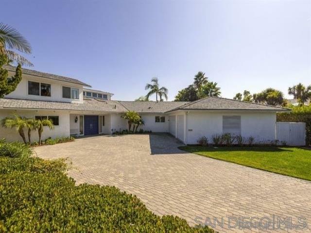 Property Photo:  2066 Mar Azul Way  CA 92009 