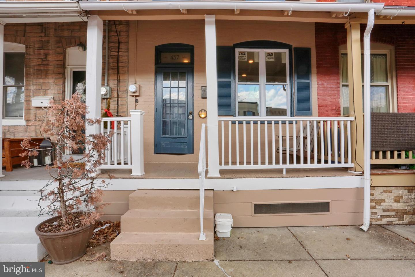 Property Photo: 437 W Frederick Street PA 17603