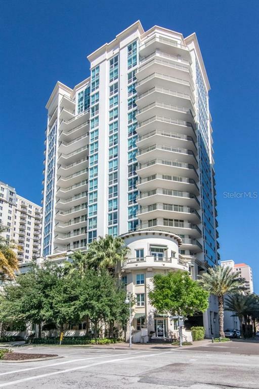 Property Photo:  450 Knights Run Avenue 804  FL 33602 