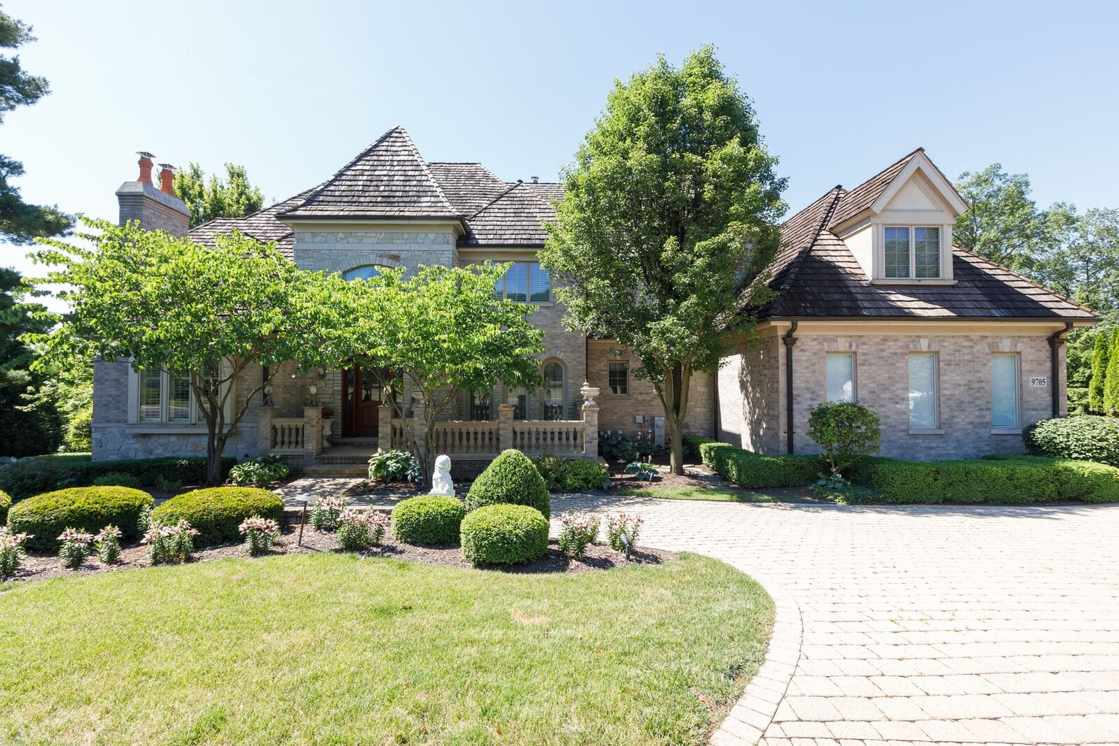 Property Photo: 9705 Pacific Court IL 60527
