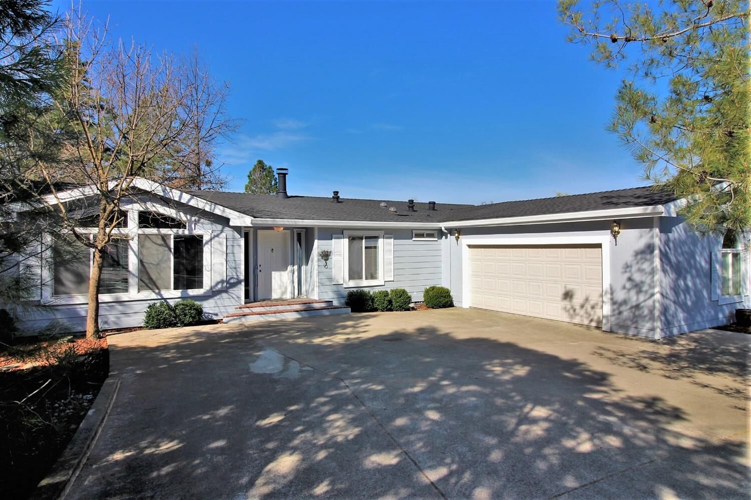 Property Photo: 10966 Badger Court CA 95946