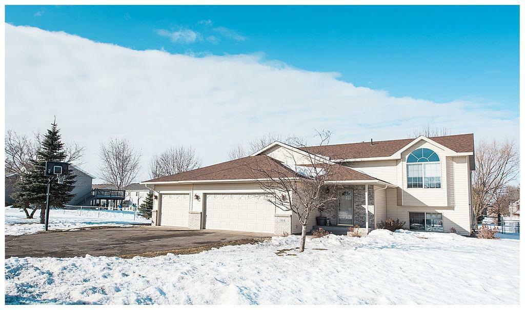 Property Photo:  333 5th Avenue S  MN 56377 