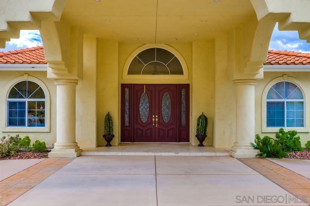 Property Photo:  15853 Broad Oaks Rd  CA 92021 