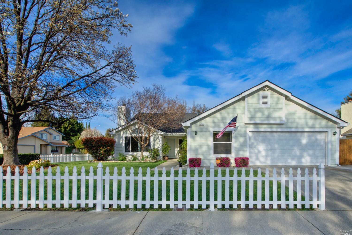 Property Photo: 676 Cordelia Circle CA 95687