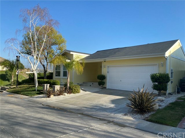 Property Photo:  20148 Summit View Drive  CA 91351 