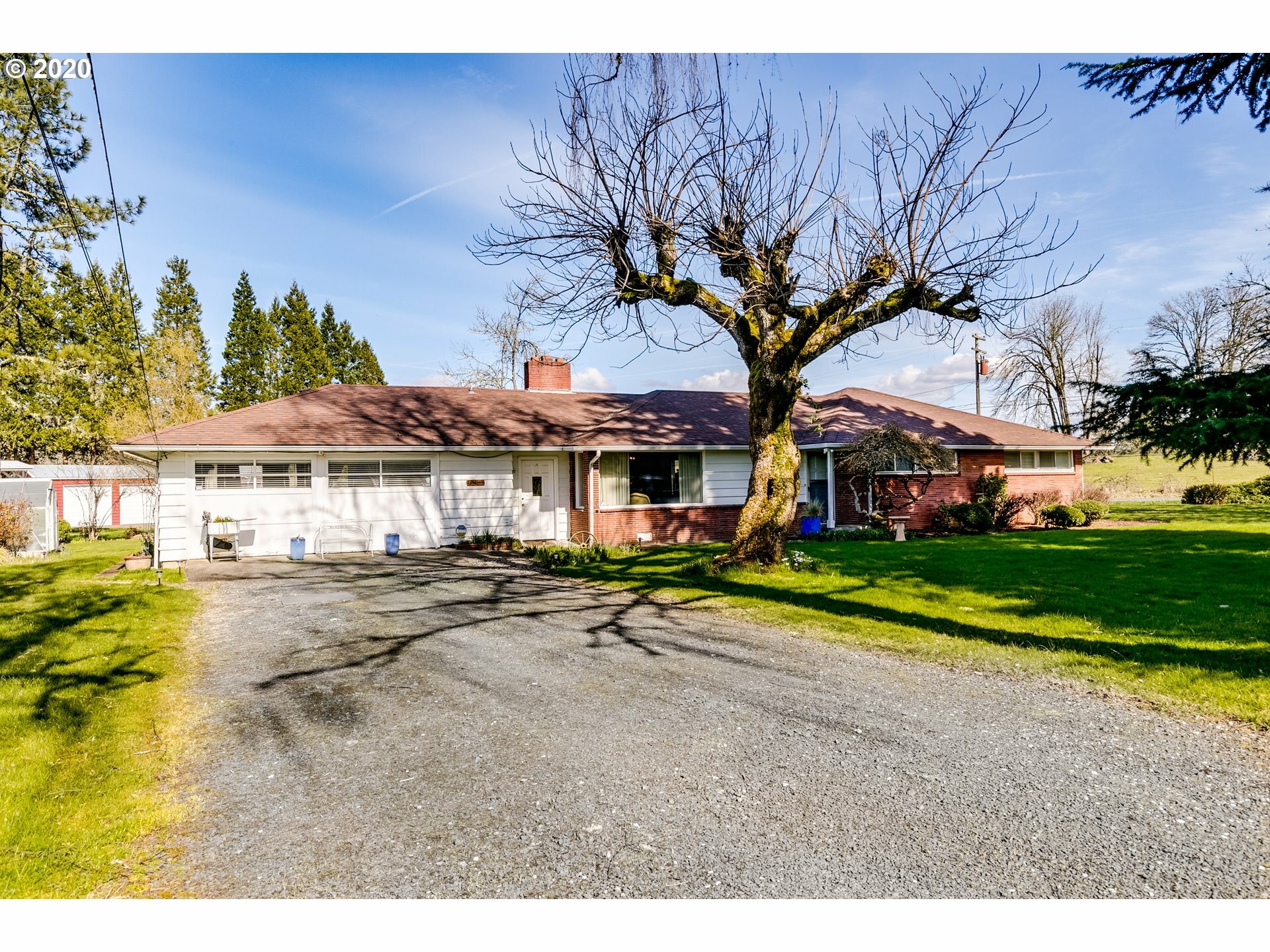 Property Photo: 36887 Immigrant Rd OR 97455