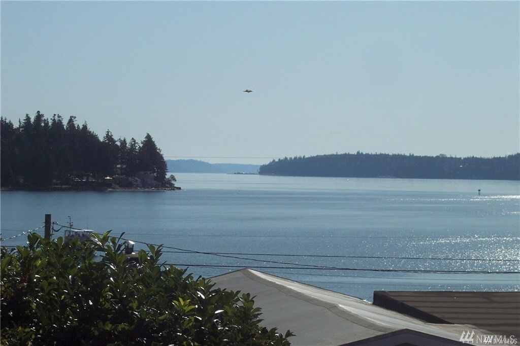 Property Photo: 4107 77th Place NW WA 98271