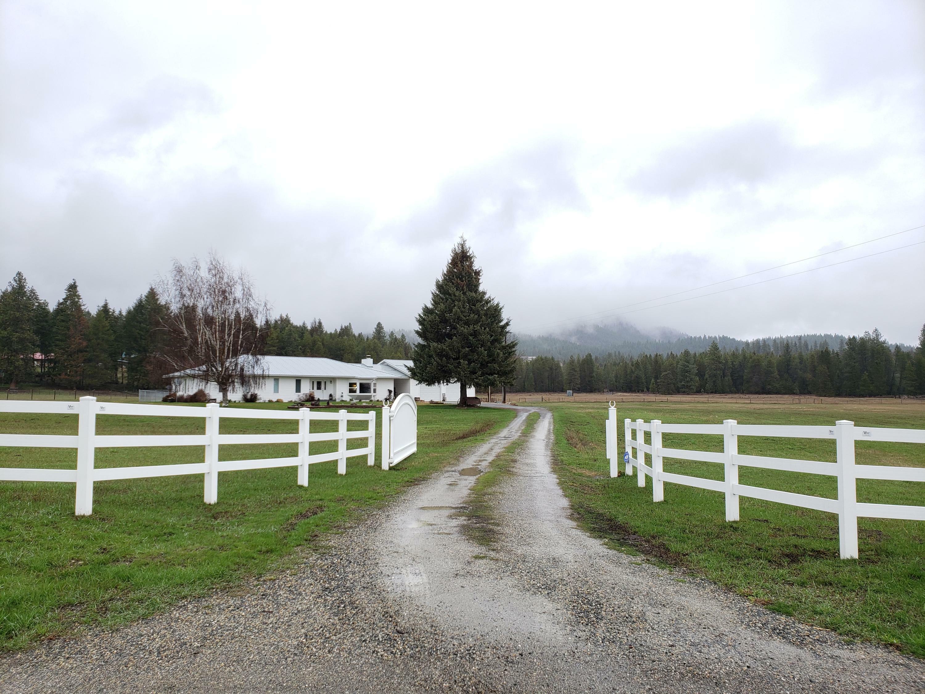 Property Photo:  808 Orin Rice Rd  WA 99114 