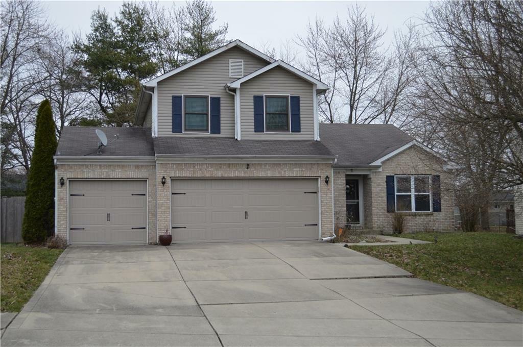 7107 Eagle Trace Way  Indianapolis IN 46237 photo