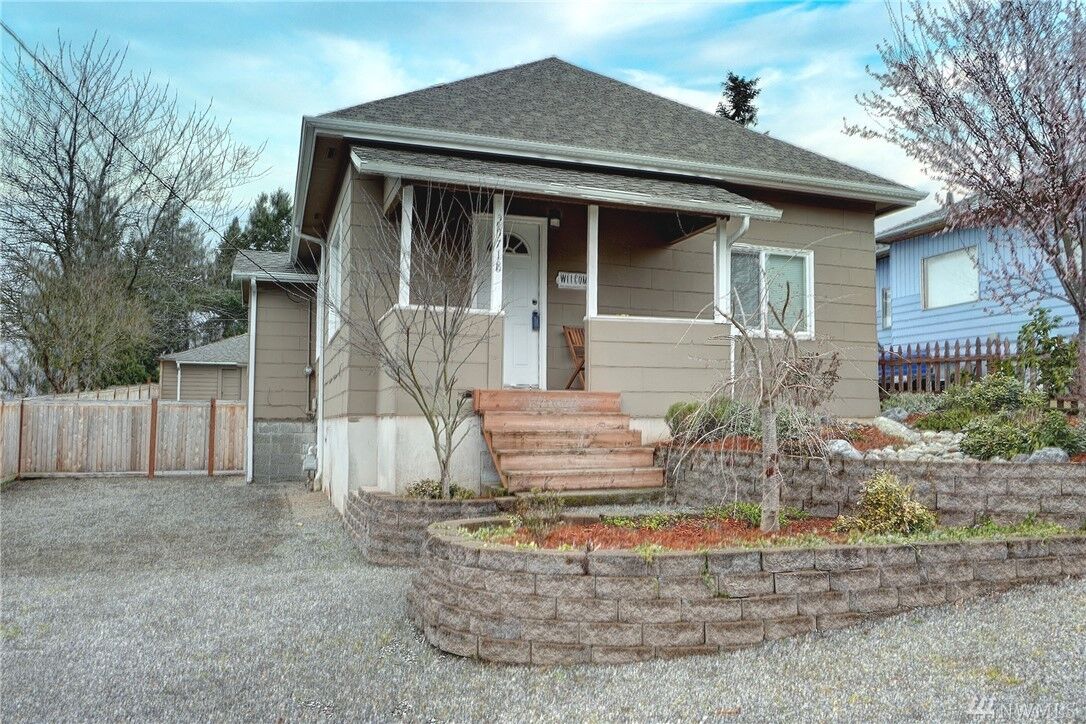 Property Photo:  25718  Lawson Street  WA 98010 