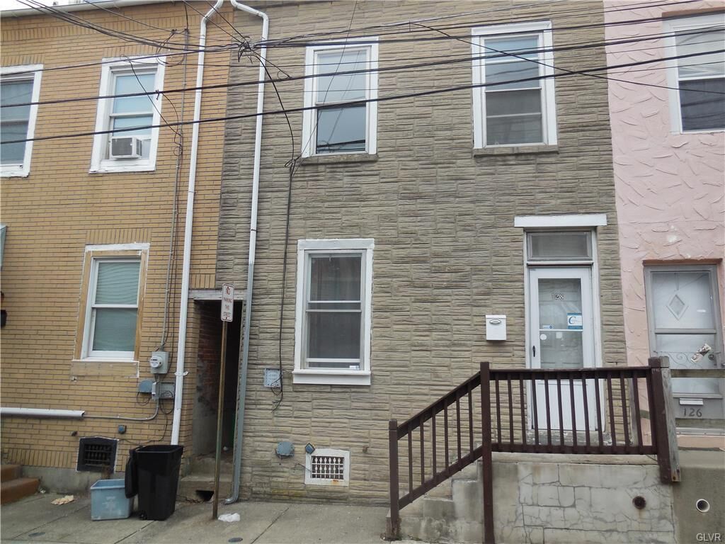 Property Photo:  128 Hall Street  PA 18101 