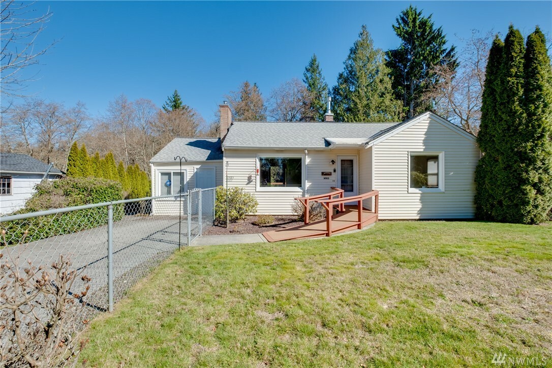 Property Photo:  3003 Harris Rd SE  WA 98366 