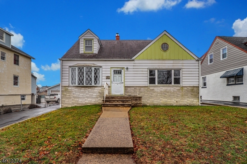 Property Photo:  342 W High St  NJ 08805 