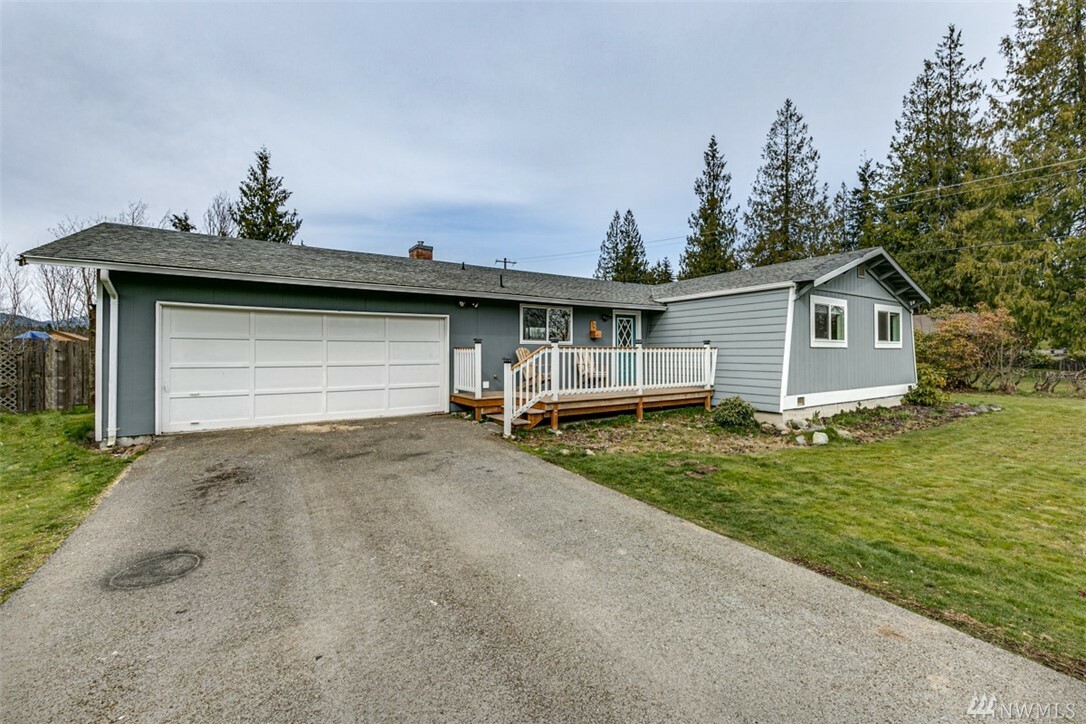 Property Photo:  12 Twin Firs Place  WA 98362 