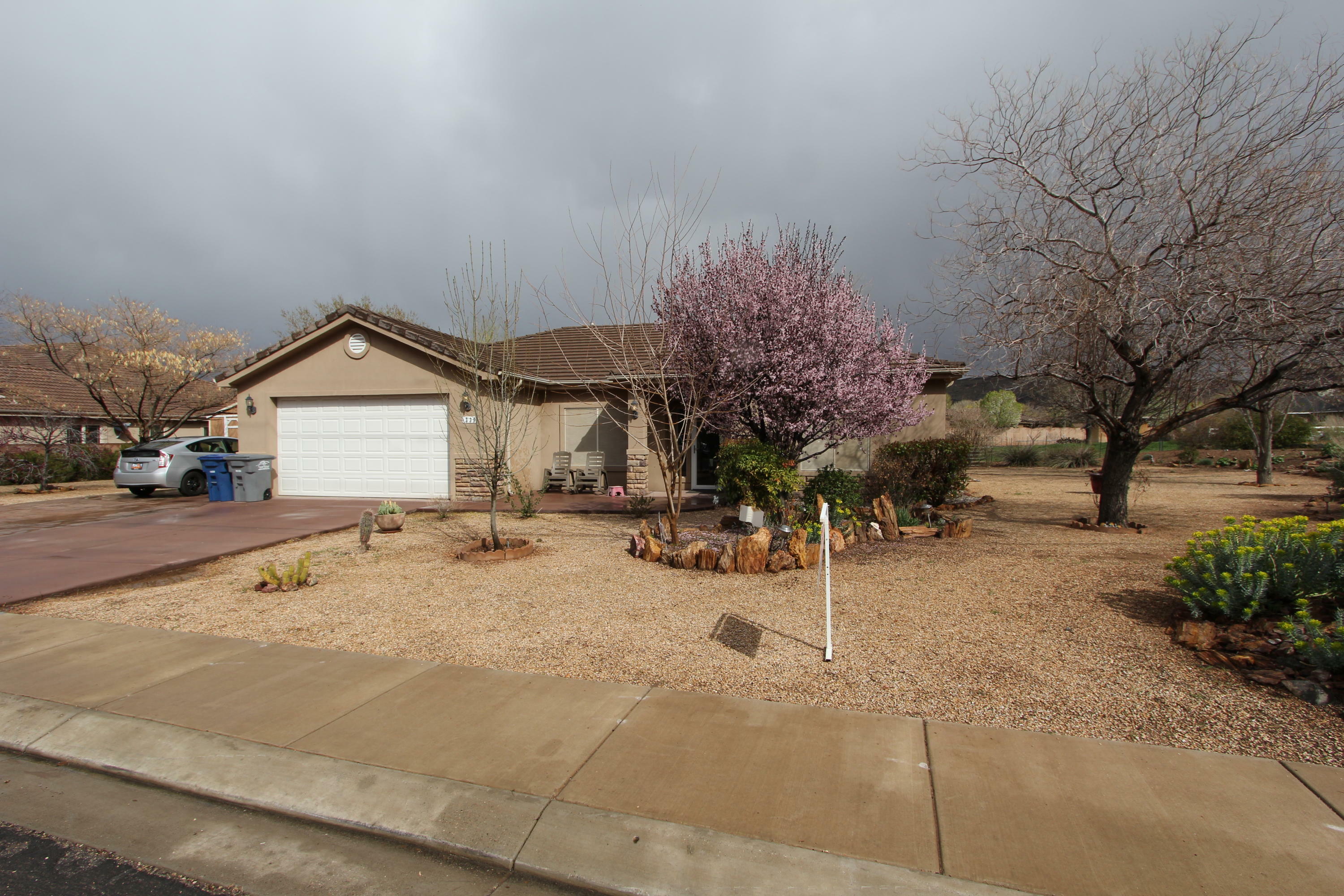 Property Photo:  339 S 1150 W  UT 84737 