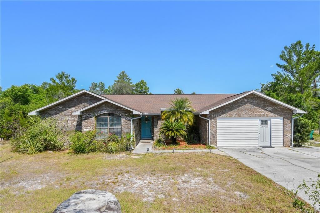 Property Photo:  7065 Ranchero Court  FL 34771 