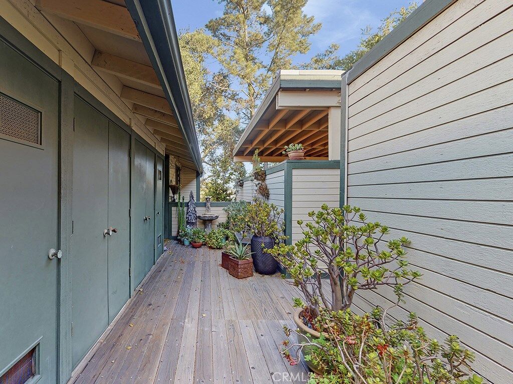 Property Photo:  3340 Rockview Place 5  CA 93401 