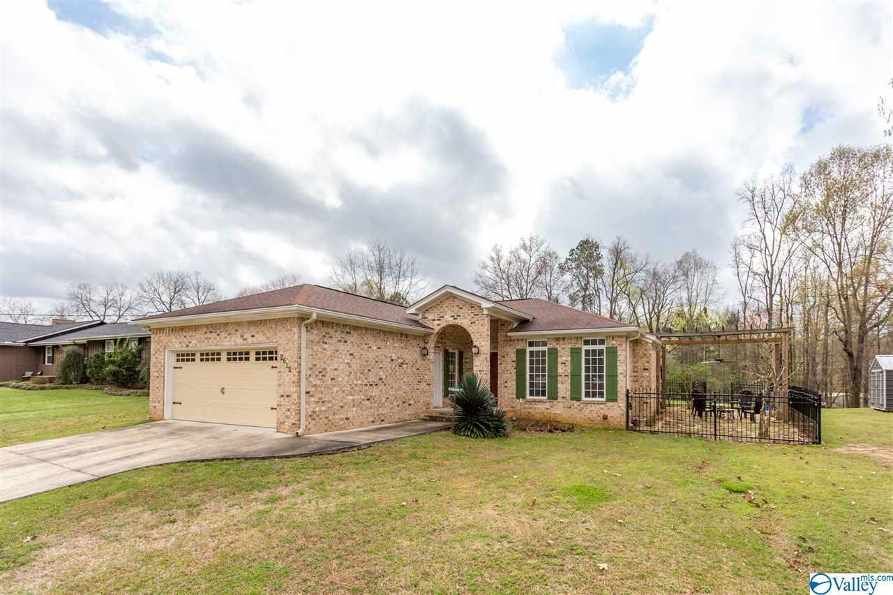 Property Photo:  2615 Pinedale Drive  AL 35907 