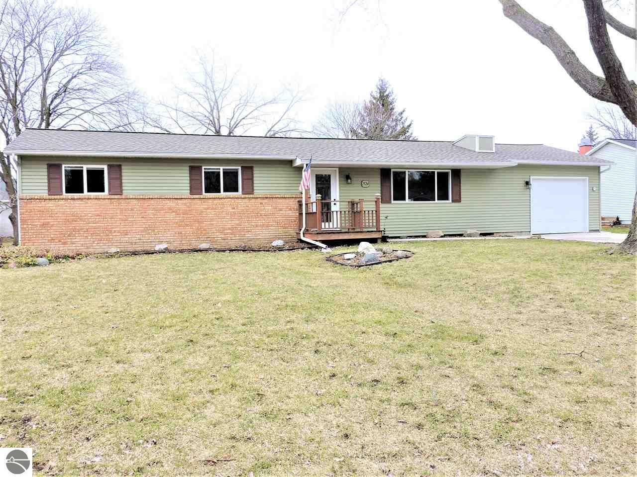 1524 Briarwood  Mt Pleasant MI 48858 photo