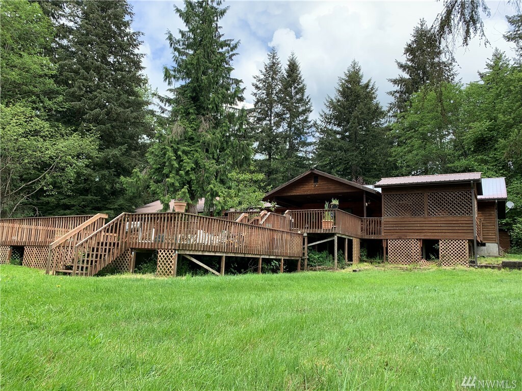 Property Photo:  708 Burchett Rd  WA 98570 