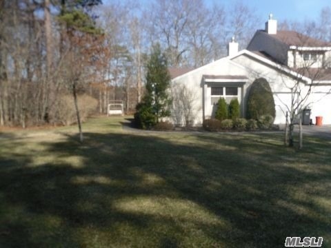 Property Photo:  45 Ava Court  NY 11949 