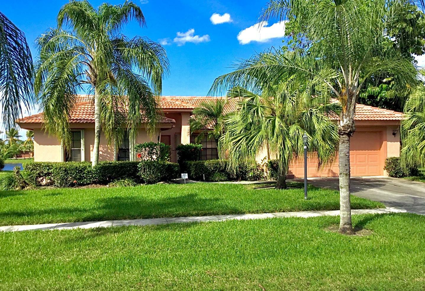 Property Photo:  5617 Aspen Ridge Circle  FL 33484 